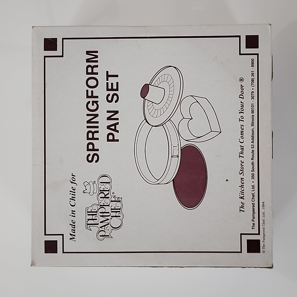 Pampered Chef Heart Shaped Springform Pan Set Model #1540